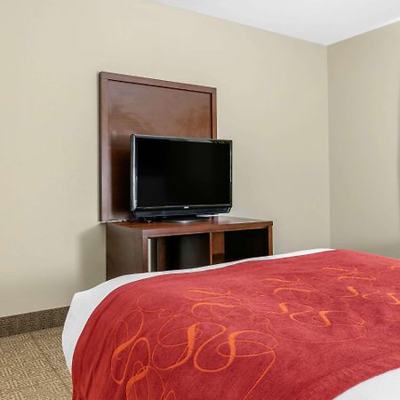 Comfort Suites Batesville Exterior photo